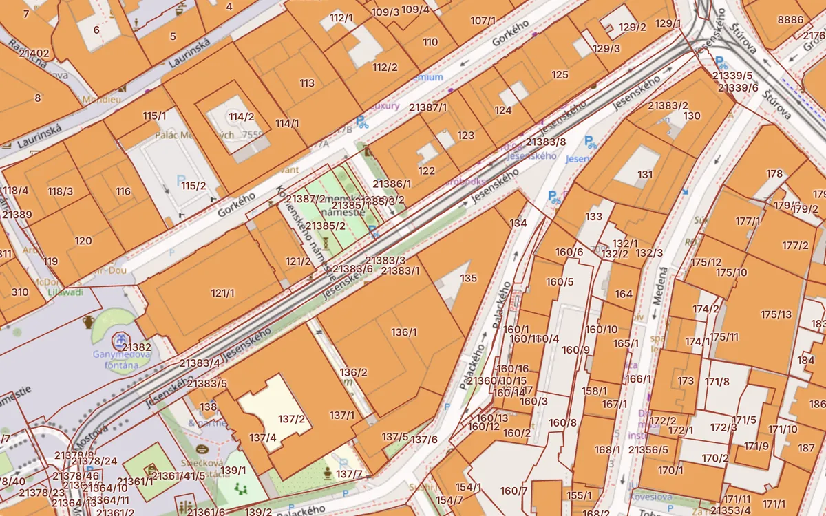 Katastrálna mapa Bratislavy s hranicami parciel a budovami